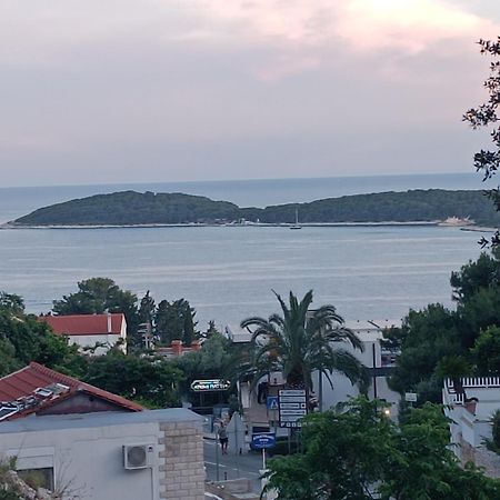 Apartments Lucic Hvar Town Buitenkant foto