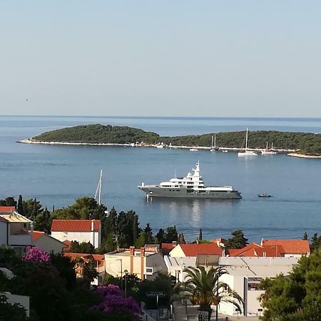 Apartments Lucic Hvar Town Buitenkant foto